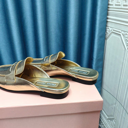 MULES SLIPPERS METALLIC GOLD COWHIDE WITH GOLD COIN