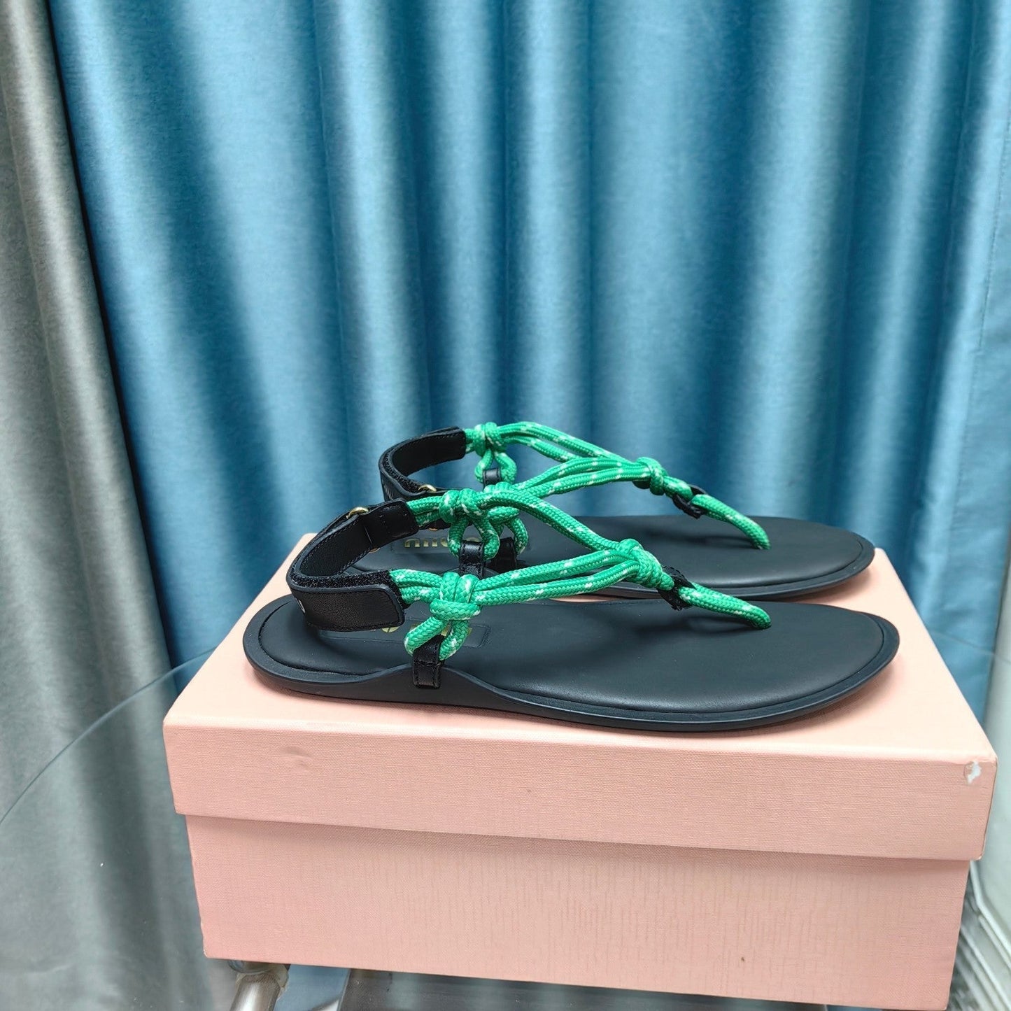 FLIP-FLOPS SANDAL BLACK SHEEPSKIN WITH BRIGHT BLUE STRAP