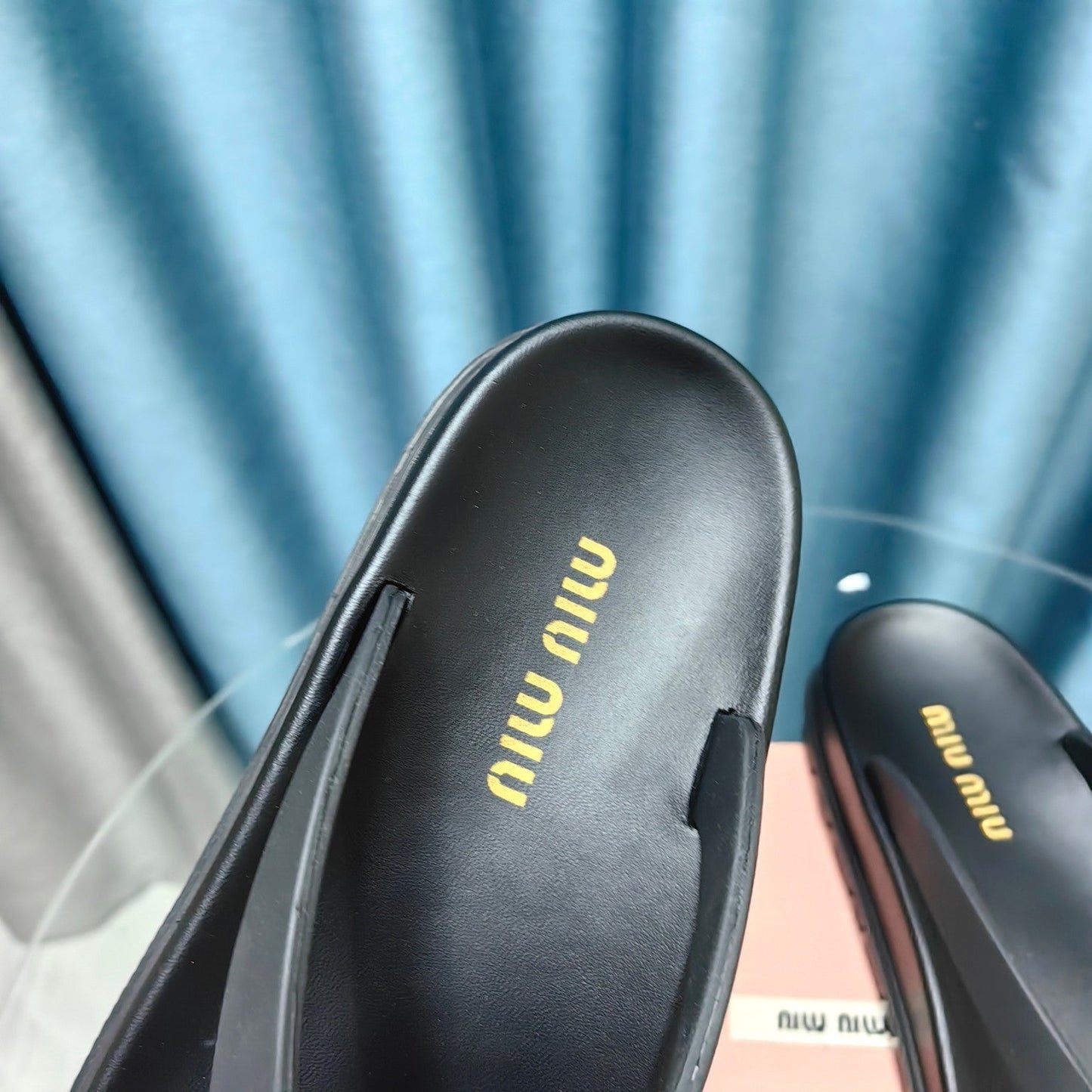 Flip Flop Sandals Black Calfskin