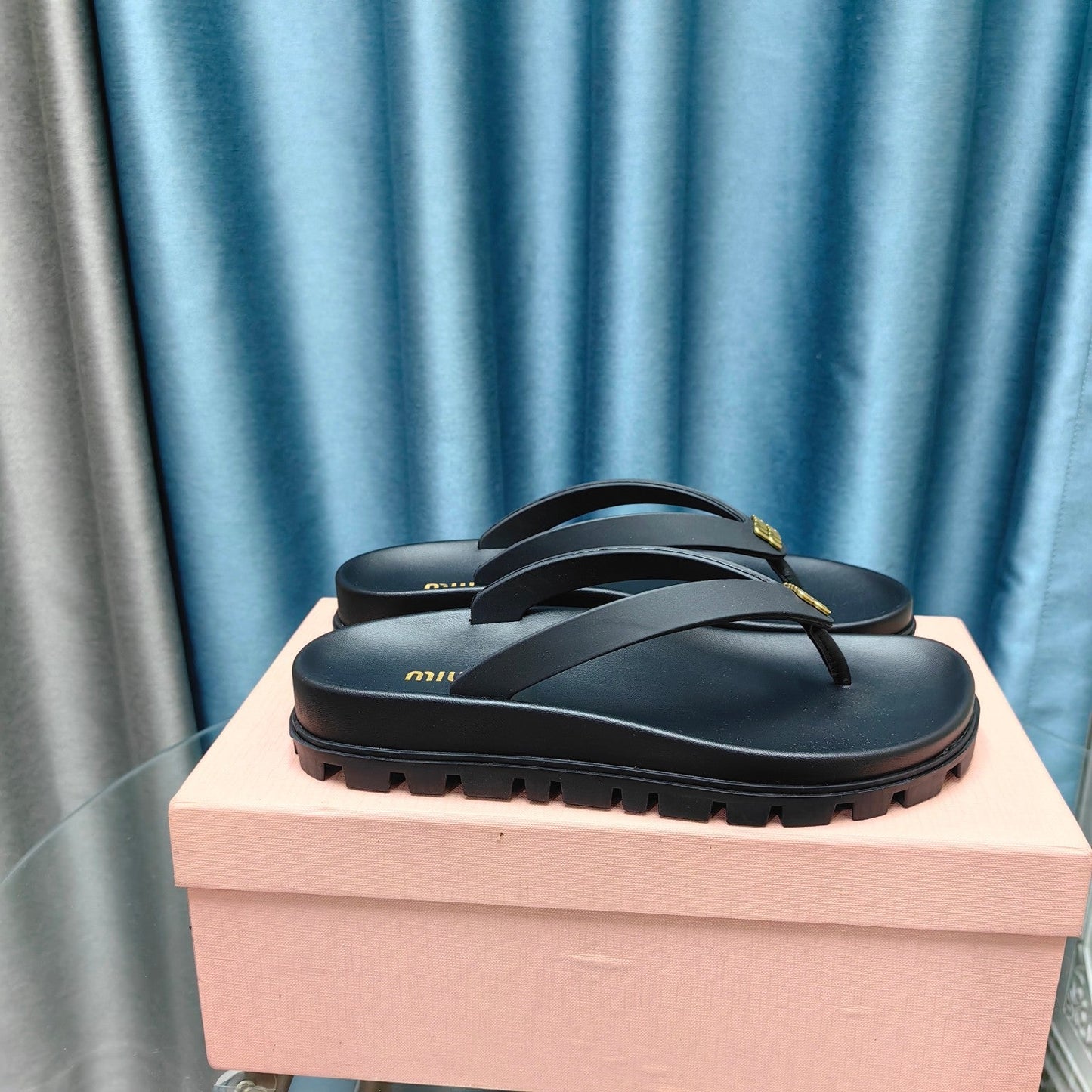 Flip Flop Sandals Black Calfskin