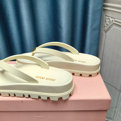 Flip Flop Sandals Macaroon Cream Calfskin