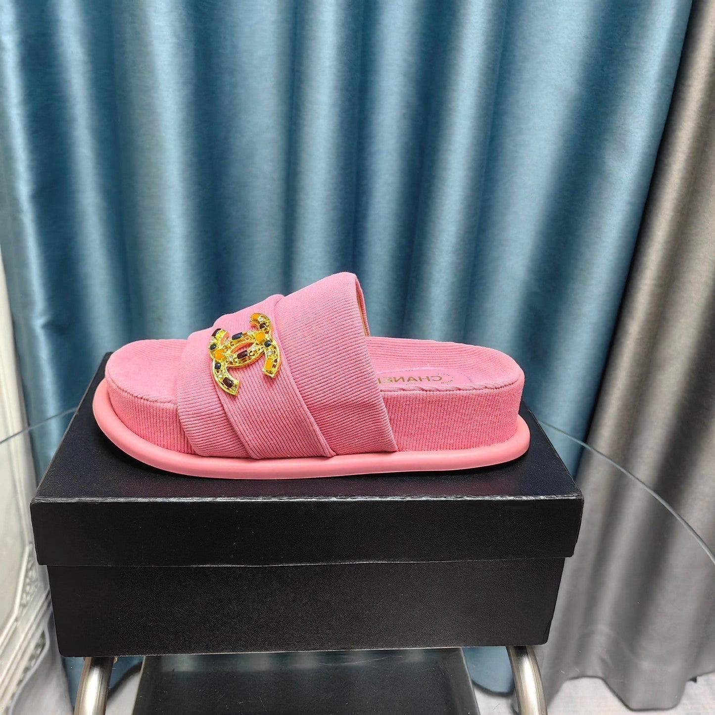 PLATFORM HEELS SANDALS IN LIGHT PINK WOOLEN FABRIC