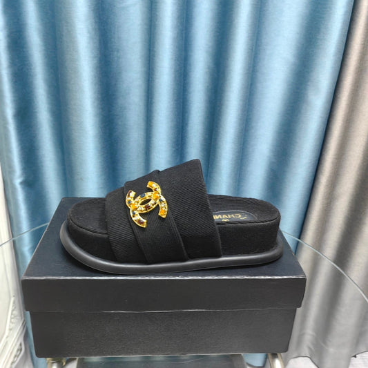 PLATFORM HEELS SANDALS IN BLACK WOOLEN FABRIC