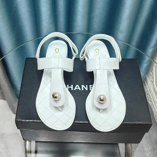 CLASSIC THONG SANDALS WHITE LAMBSKIN