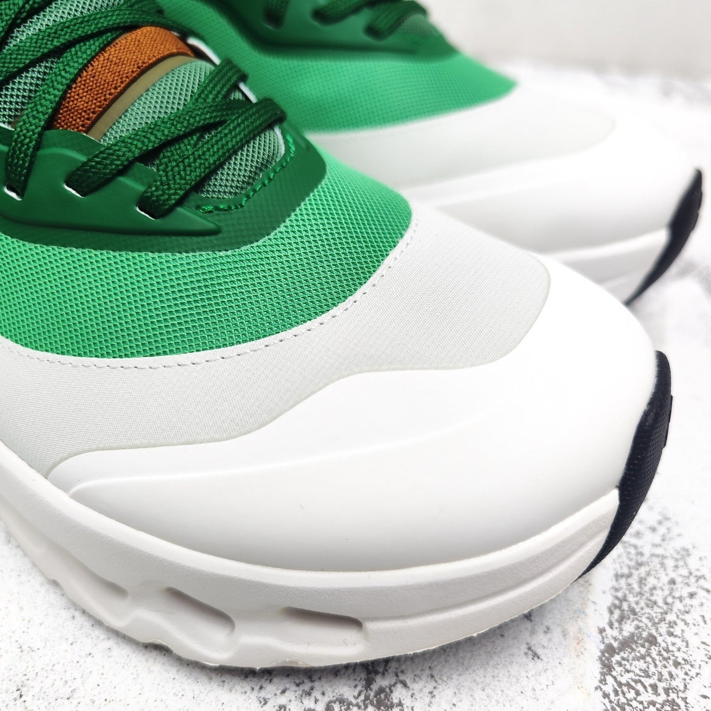 CLOUDTILT 2.0 SNEAKER EMERALD GREEN MIX PALE GRAY CALFSKIN AND BREATHABLE MESH