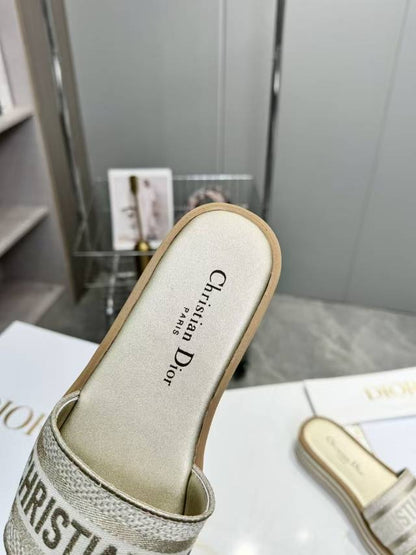 CD DWAY PLATFORM SLIDE IN SAGE GREEN AND WHITE COTTON STRIPED SOLE