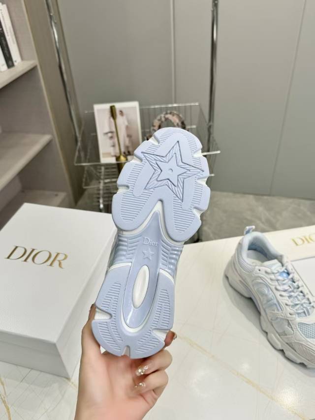 CD CHORONO SNEAKER IN WHITE AND LIGHT BLUE MESH