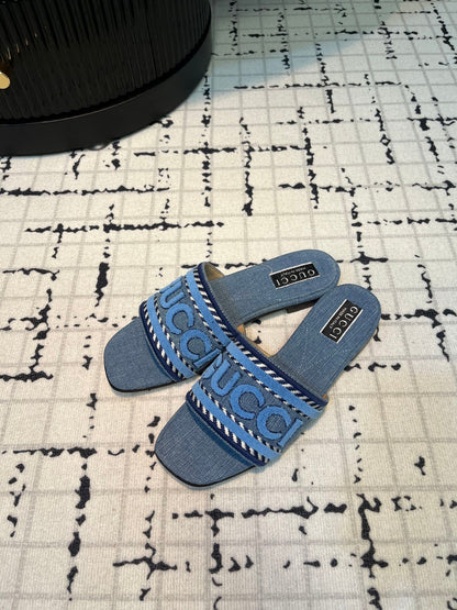 GG SLIDE SANDAL WITH GUCCI SCRIPT TEAL DENIM