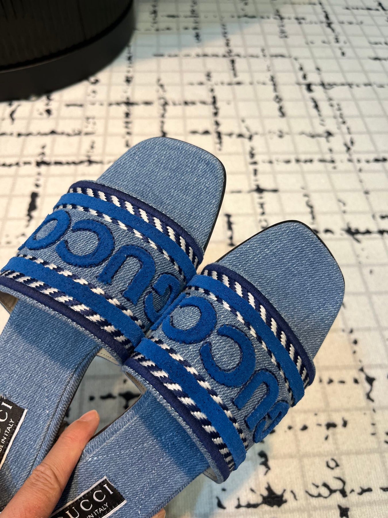 GG SLIDE SANDAL WITH GUCCI SCRIPT STONE DENIM