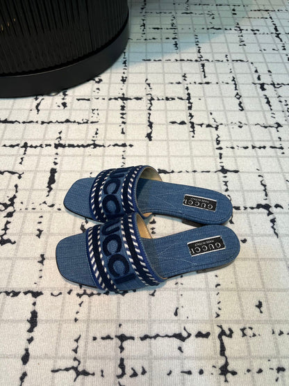 GG SLIDE SANDAL WITH GUCCI SCRIPT AEGEAN DENIM