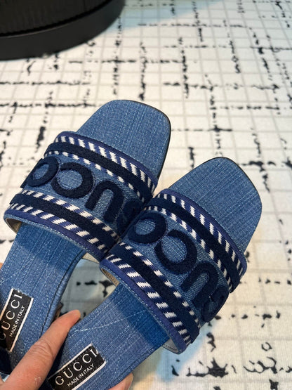 GG SLIDE SANDAL WITH GUCCI SCRIPT AEGEAN DENIM