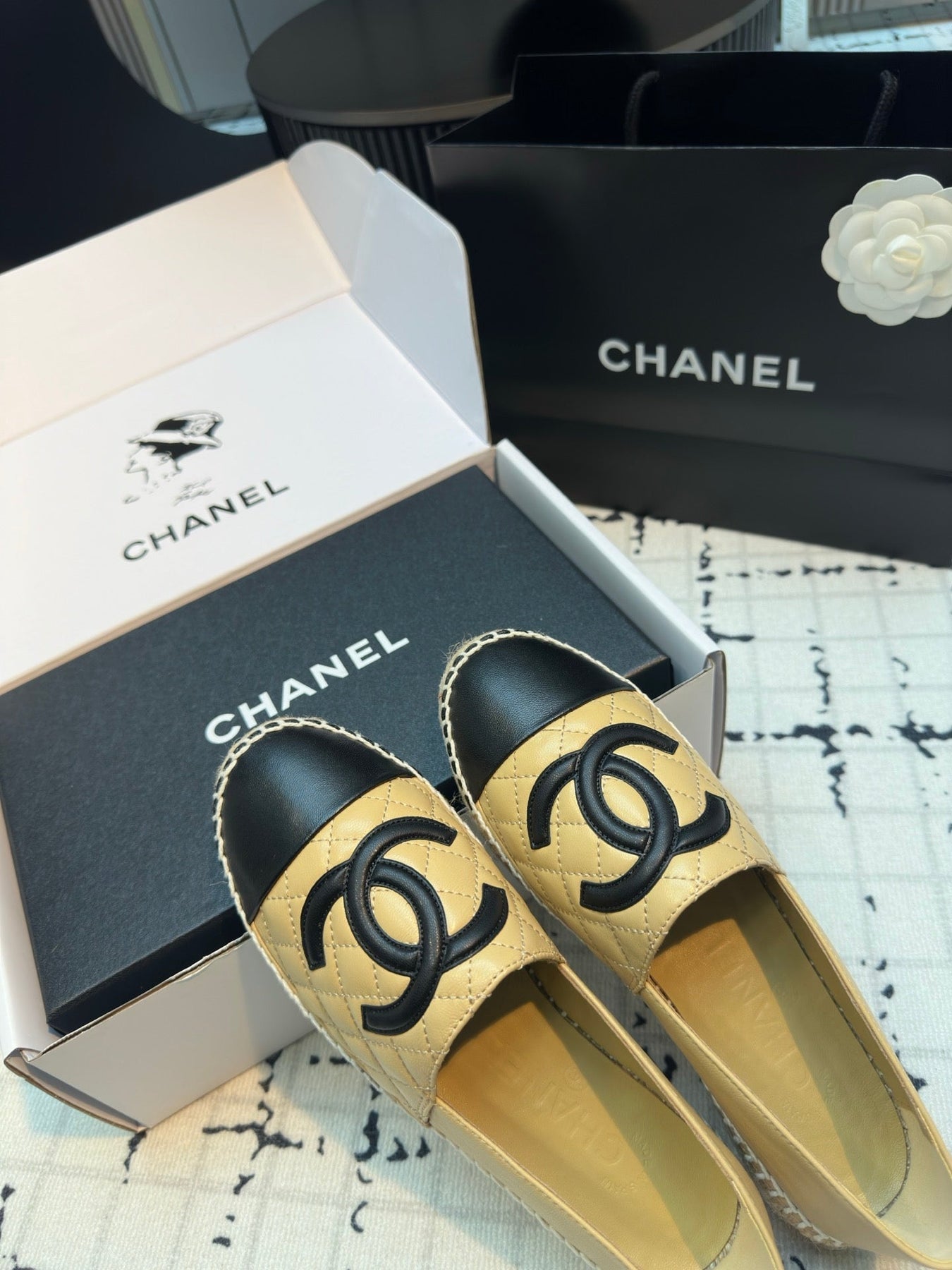 ESPADRILLES LOAFERS IN YELLOW MIX BLACK LAMBSKIN