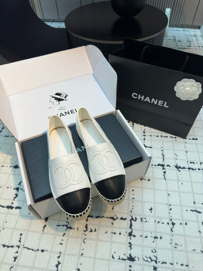 ESPADRILLES LOAFERS IN BLACK MIX WHITE LAMBSKIN