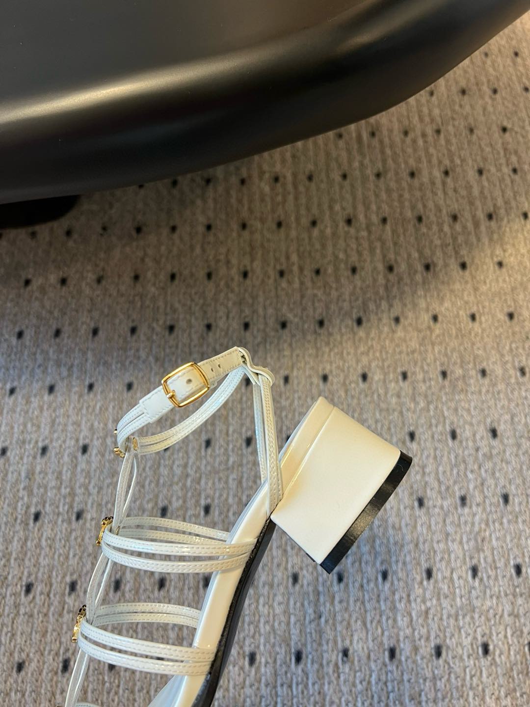 CLEMENCE MULTI TRIOMPHE 45 MM SANDAL IN WHITE LAMBSKIN