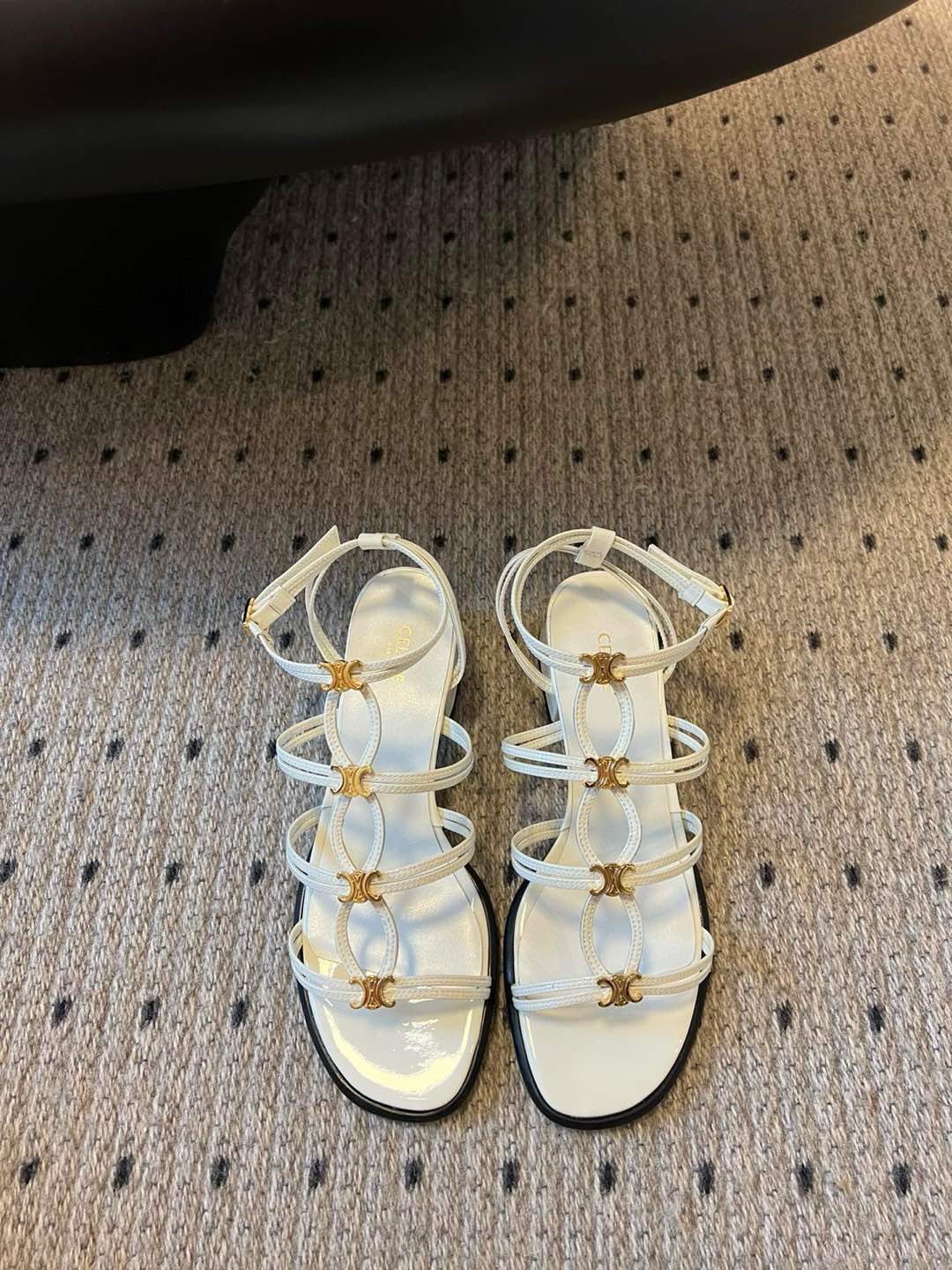 CLEMENCE MULTI TRIOMPHE 45 MM SANDAL IN WHITE LAMBSKIN