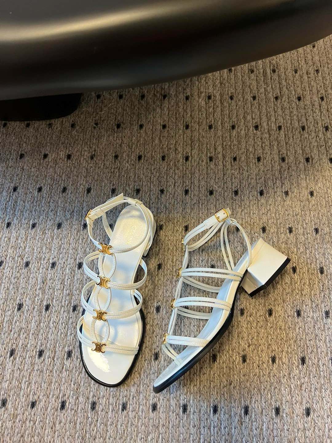 CLEMENCE MULTI TRIOMPHE 45 MM SANDAL IN WHITE LAMBSKIN