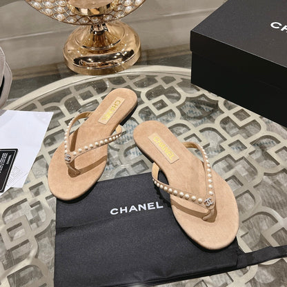 PEARL THONG SANDAL IN SEPIA TAN SUEDE
