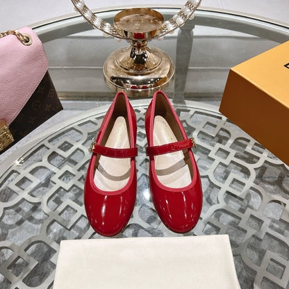 MARY JANE SHOES IN CHERRY RED PATENT CALFSKIN