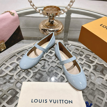 MARY JANE SHOES IN BLUE PASTEL PATENT CALFSKIN
