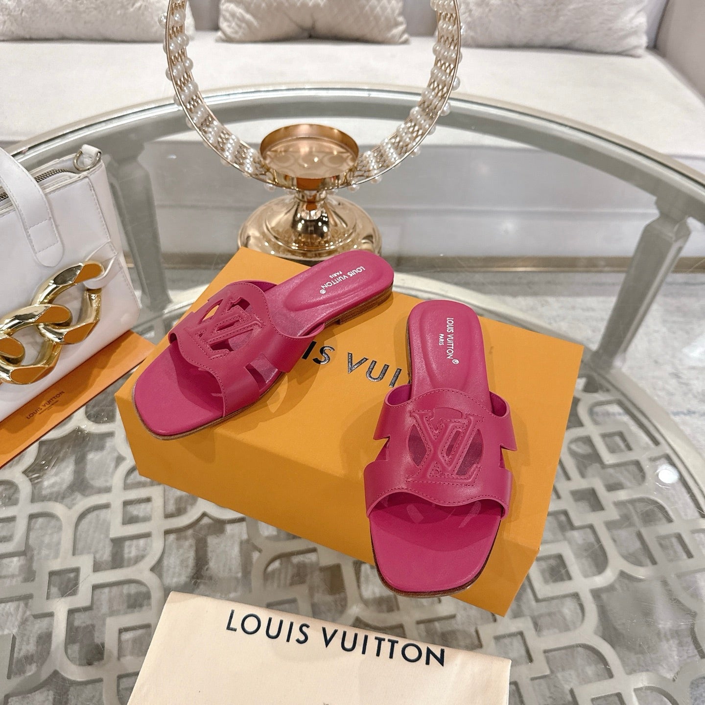 ISOLA FLAT SLIDE IN DARK PINK CALFSKIN