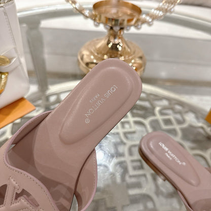 ISOLA FLAT SLIDE IN DUSTY PINK CALFSKIN