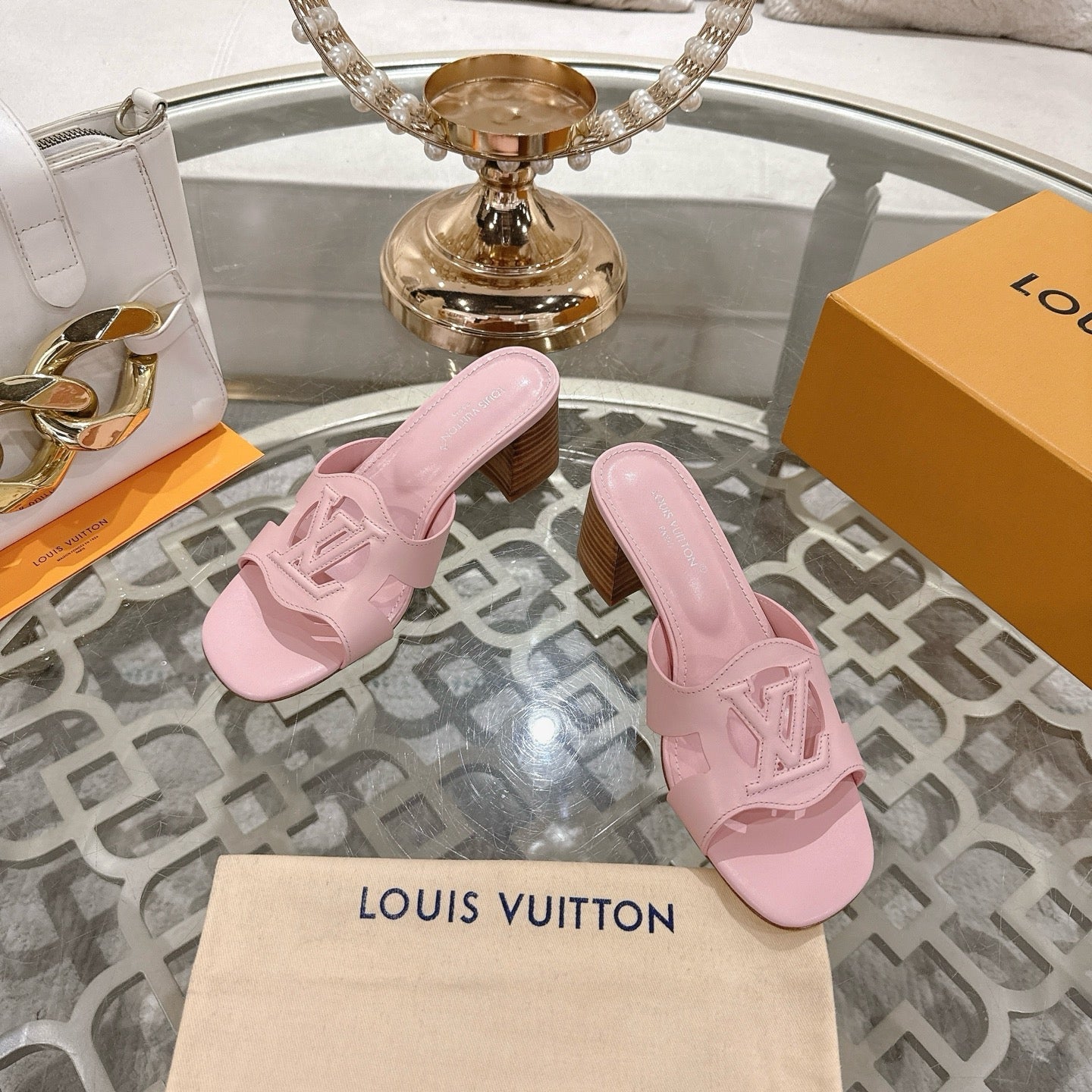 ISOLA HIGH 55 MM MULE IN PASTEL PINK CALFSKIN