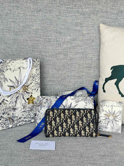 MONTAIGNE VOYAGEUR LONG WALLET 20 IN BLACK MONOGRAM OBLIQUE JACQUARD