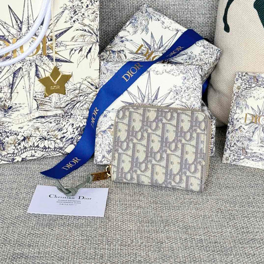 MONTAIGNE VOYAGEUR COIN PURSE 12 IN GREY MONOGRAM OBLIQUE JACQUARD