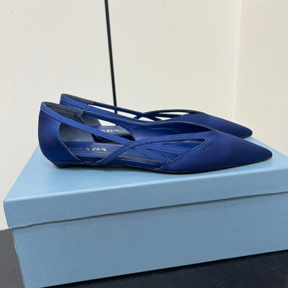 CUT-OUT BALLERINAS IN NAVY BLUE SATIN