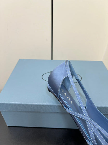 CUT-OUT BALLERINAS IN PERANO BLUE SATIN