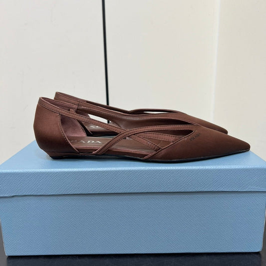 CUT-OUT BALLERINAS IN CHOCOLATE BROWN SATIN