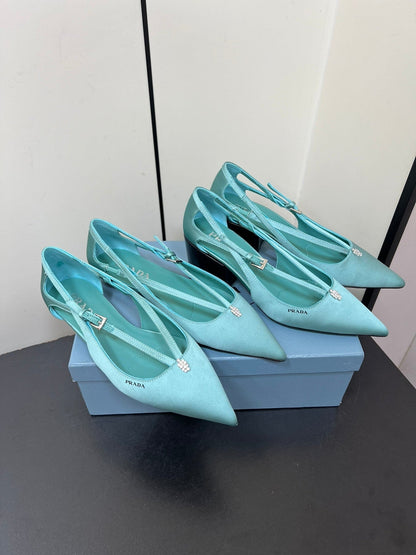 CUT-OUT PUMPS WITH BEAD BUCKLE IN TURQUOISE BLUE SATIN
