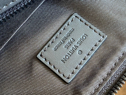 POCHETTE ACCESSOIRE XL 28 IN BLACK MONOGRAM ECLIPSE CANVAS