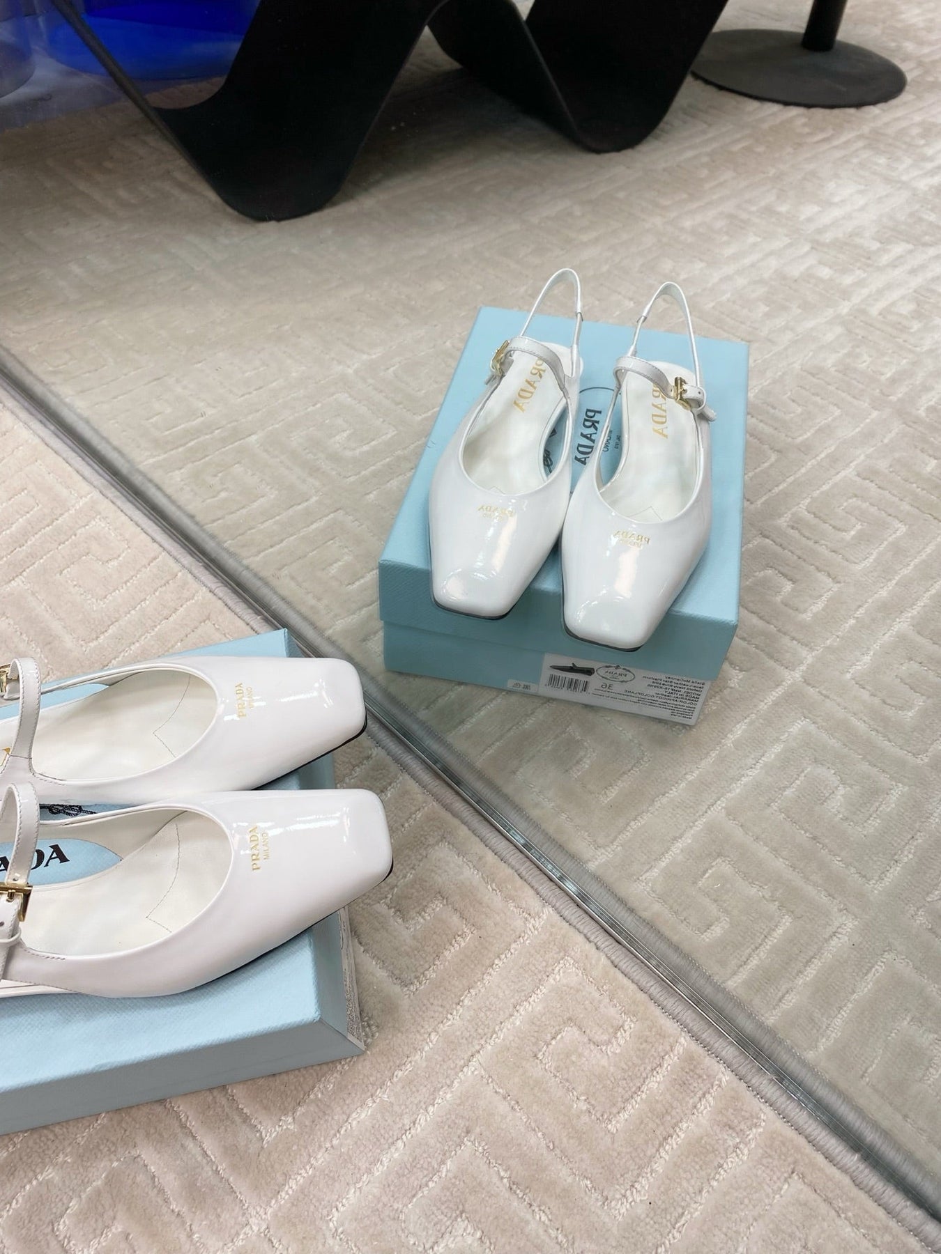 MARY JANE SLINGBACK SQUARE TOE IN WHITE PATENT SHEEPSKIN