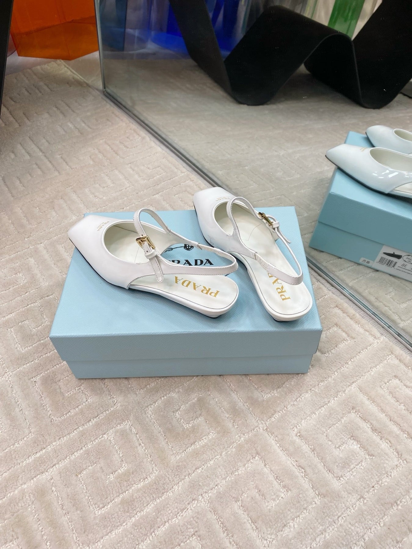 MARY JANE SLINGBACK SQUARE TOE IN WHITE PATENT SHEEPSKIN