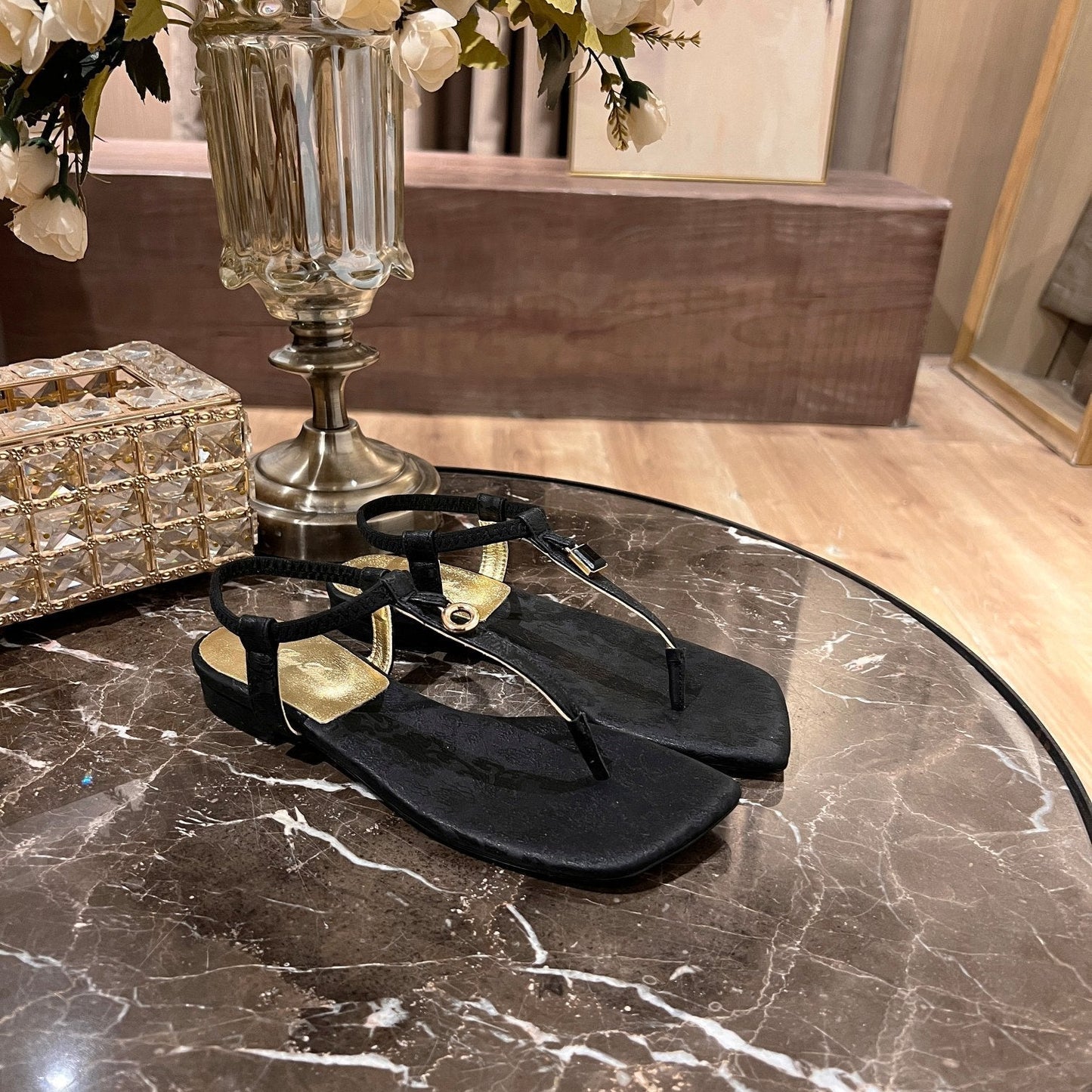 LP MINDIL SANDAL BLACK SILK