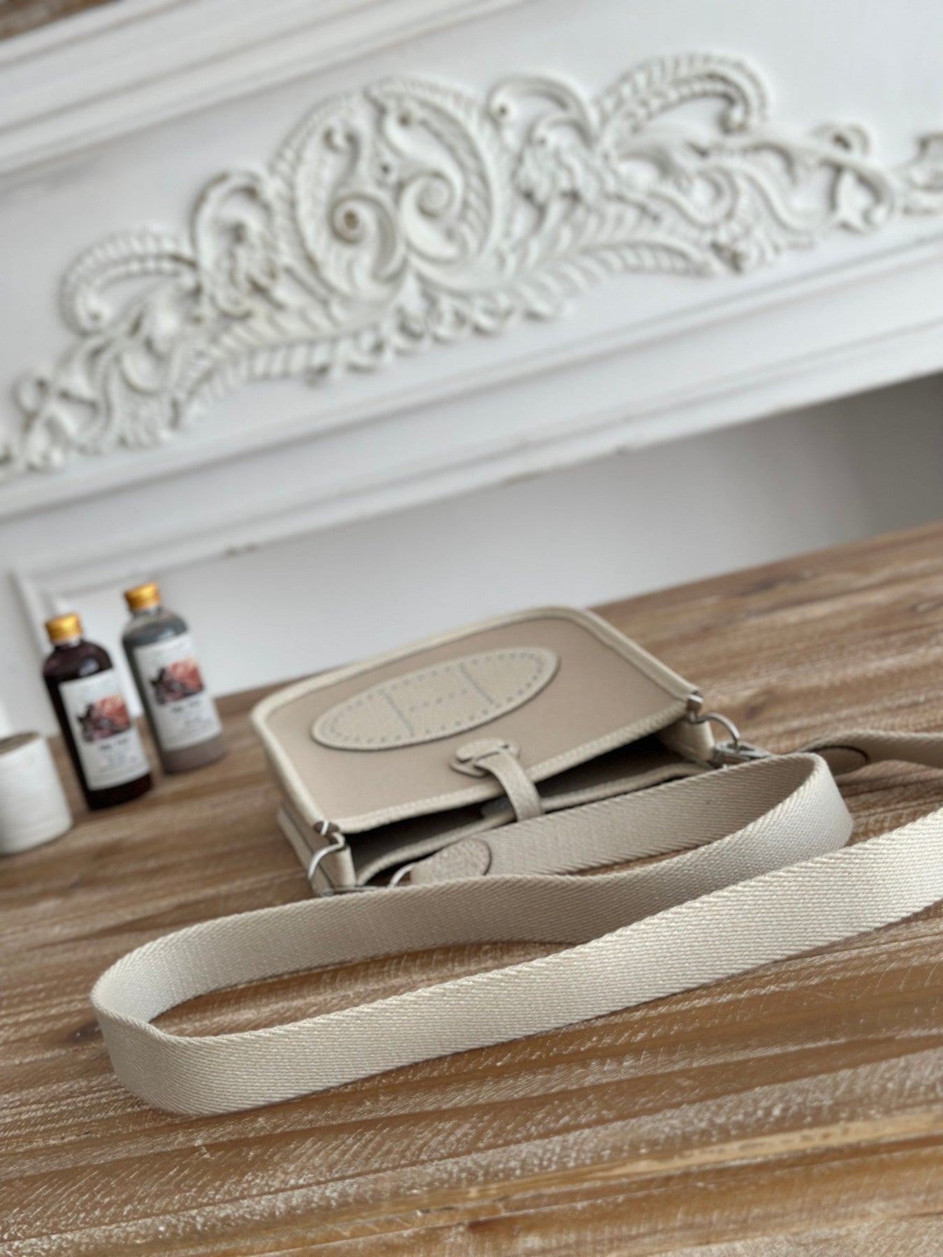 MINI NEO 17 EVELYNE BAG IN OYSTER TAN CANVAS AND WHITE CALFSKIN