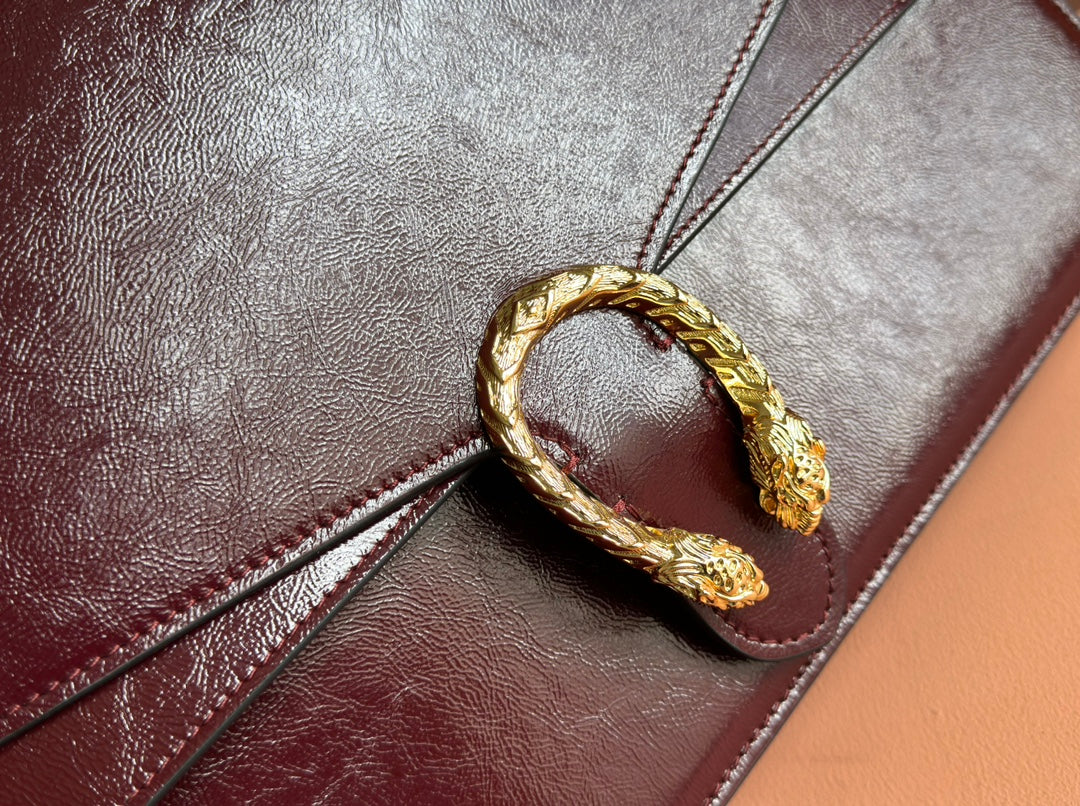 DIONYSUS LAGRE SHOULDER BAG 42 IN ROSSO ANCORA RED GG GLOSSY LAMBSKIN