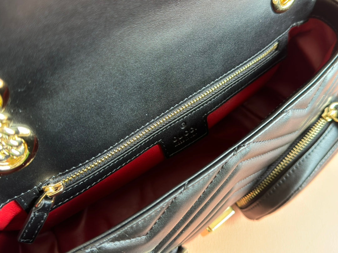 MARMONT SMALL MULTI-POCKET BAG 25 IN BLACK CALFSKIN GOLD HARDWARE