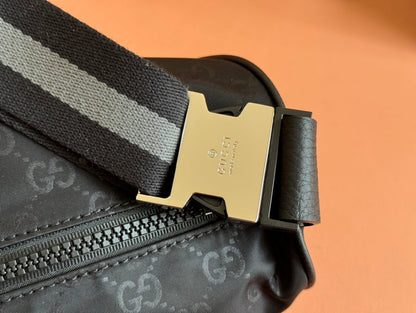 NYLON LINE BODY BAG 27 IN BLACK GG CANVAS