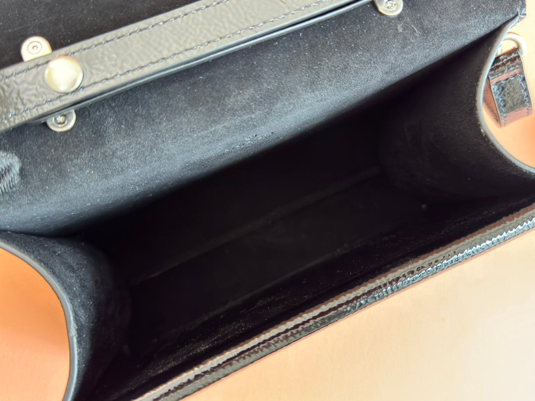 DIONYSUS MEDIUM SHOULDER BAG 22 IN BLACK GG GLOSSY LAMBSKIN