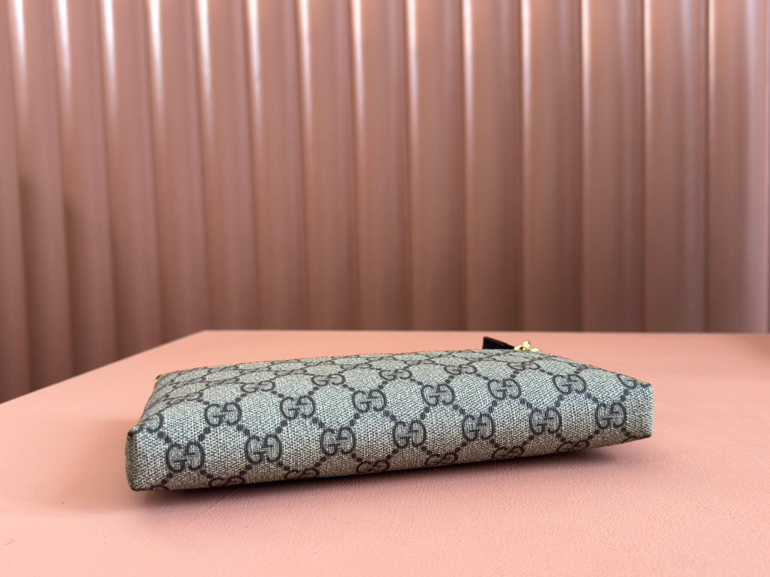 RUBBER EFFECT SMALL WALLET ON CHAIN 22.5 IN BEIGE AND DARK BROWN GG CALFSKIN