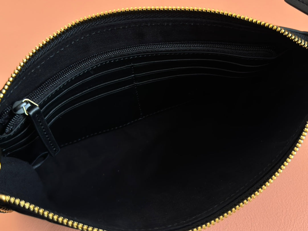 RUBBER EFFECT SMALL WALLET ON CHAIN 22.5 IN BLACK CALFSKIN