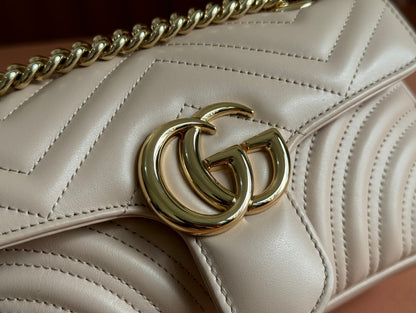 MARMONT MEDIUM SHOUDER BAG 23 IN LIGHT BEIGE CALFSKIN