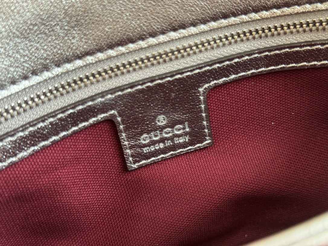 MARMONT MEDIUM SHOUDER BAG 26 IN SILVER PATENT CALFSKIN