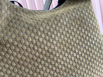 B LARGE SHOULDER BAG 49 IN SEAWEED GREEN GG EMBOSSED SUEDE