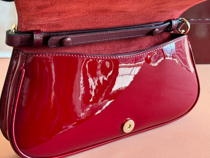MEDIUM BLONDIE SHOULDER BAG 26.5 IN RED PATENT CALFSKIN