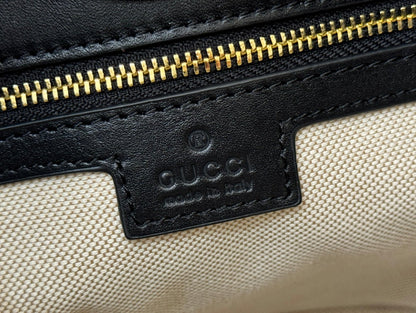 73 SMALL BUCKET BAG 20 IN BLACK SMOOTH CALFSKIN