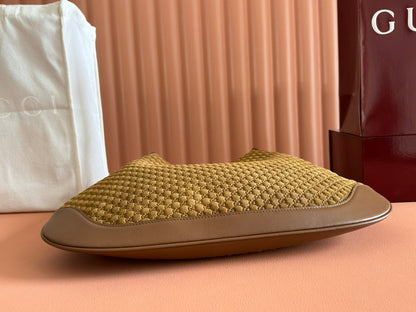 MEDIUM B SHOULDER BAG 42 IN BROWN GG SUEDE