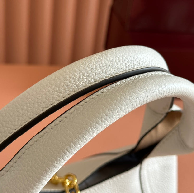 MEDIUM SOFTBIT MAXI SHOULDER BAG 27.5 IN OFF WHITE GRAINY LAMBSKIN